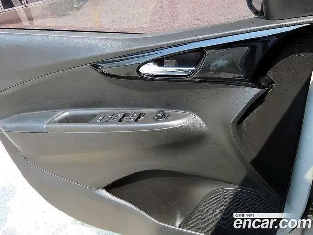 Chevrolet Spark 2017 1.0 автомат (гидро), миниатюра 11 Chevrolet Spark 2017 1.0 автомат (гидро), миниатюра 11