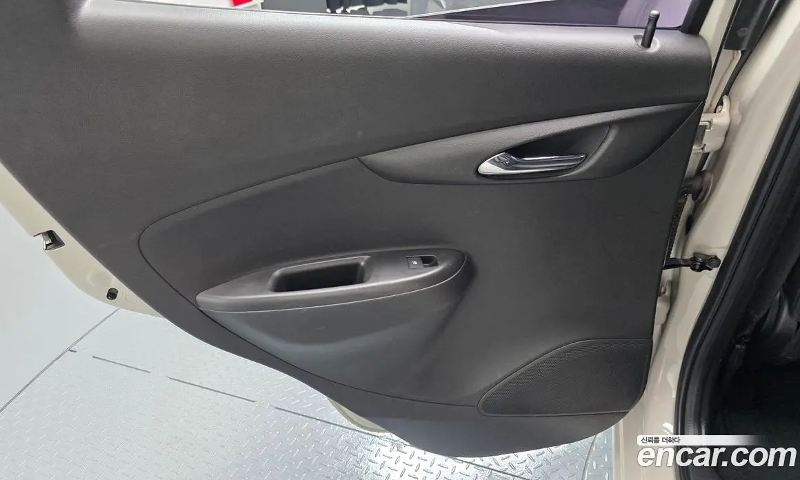 Chevrolet Spark 2018 1.0 автомат (гидро), фото 15