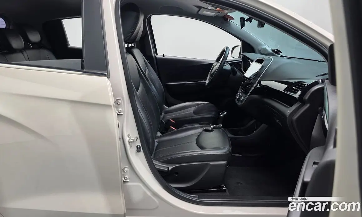 Chevrolet Spark 2018 1.0 автомат (гидро), фото 16