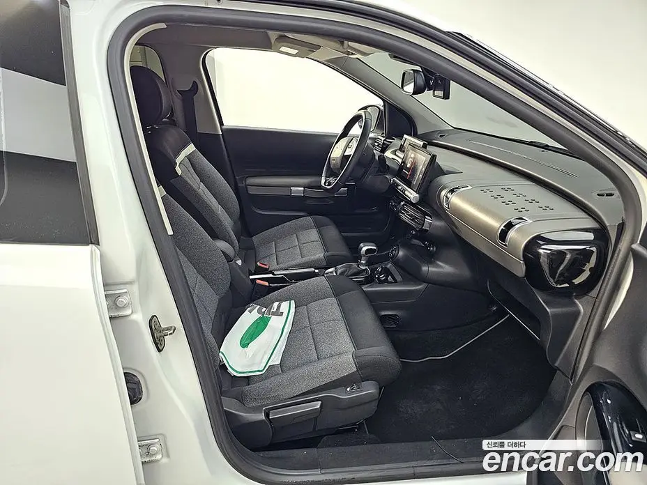 Citroen C4 Cactus 2019 1.5 автомат (гидро), фото 11 Citroen C4 Cactus 2019 1.5 автомат (гидро), фото 11