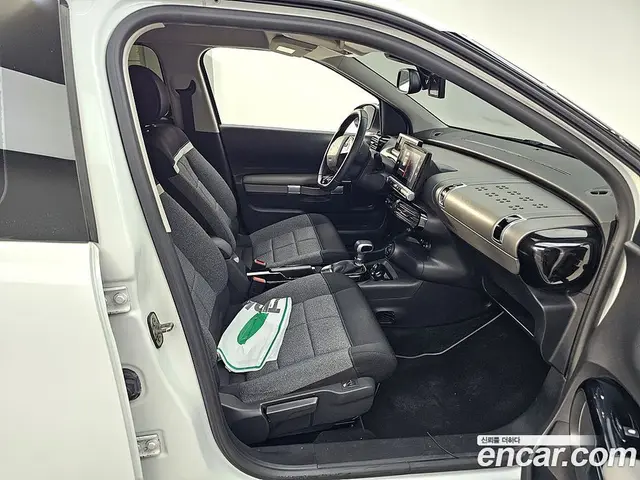 Citroen C4 Cactus 2019 1.5 автомат (гидро), миниатюра 11 Citroen C4 Cactus 2019 1.5 автомат (гидро), миниатюра 11