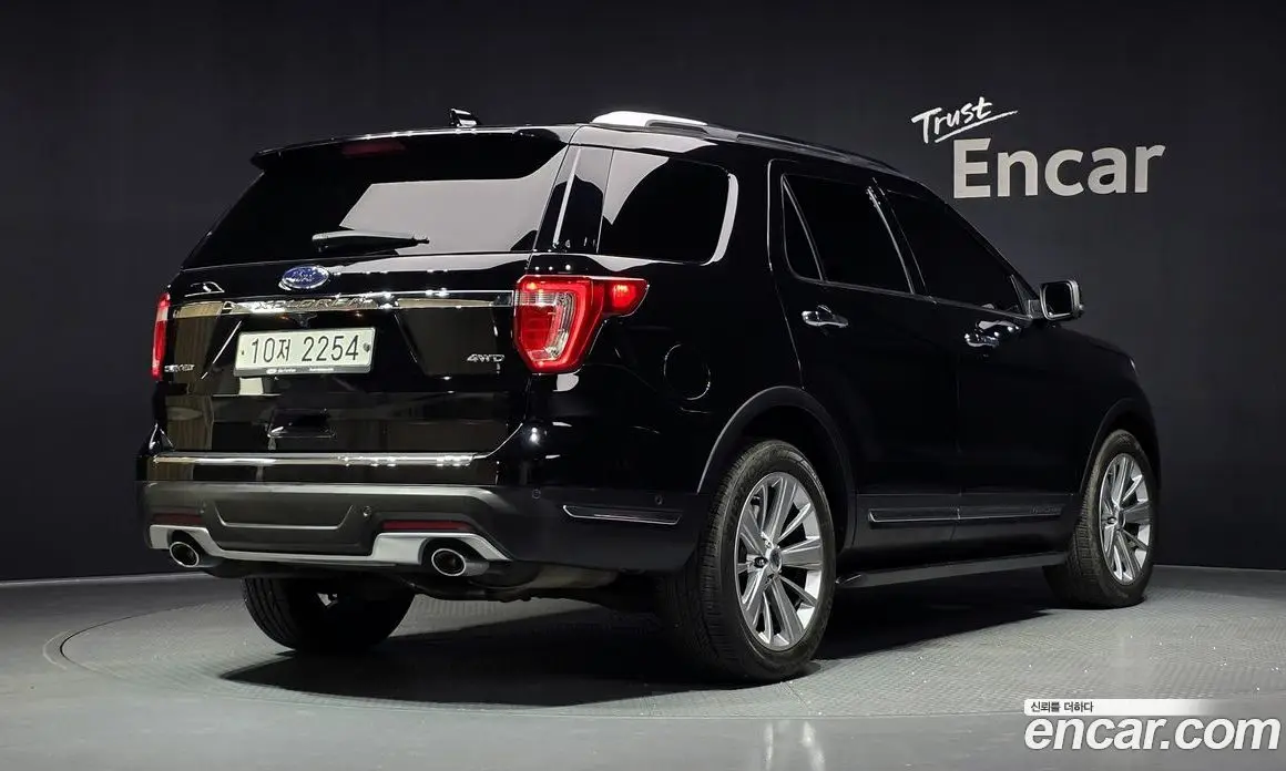 Ford Explorer 2018 3.5 автомат (гидро), фото 2 Ford Explorer 2018 3.5 автомат (гидро), фото 2