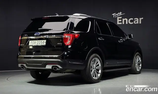 Ford Explorer 2018 3.5 автомат (гидро), миниатюра 2 Ford Explorer 2018 3.5 автомат (гидро), миниатюра 2