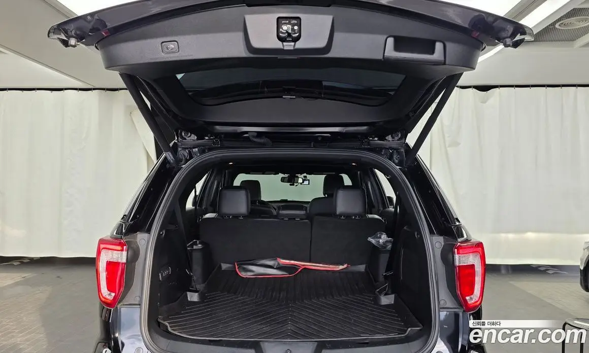 Ford Explorer 2018 3.5 автомат (гидро), фото 26 Ford Explorer 2018 3.5 автомат (гидро), фото 26