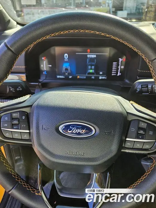 Ford Ranger 2023 2.0 автомат (гидро), фото 6