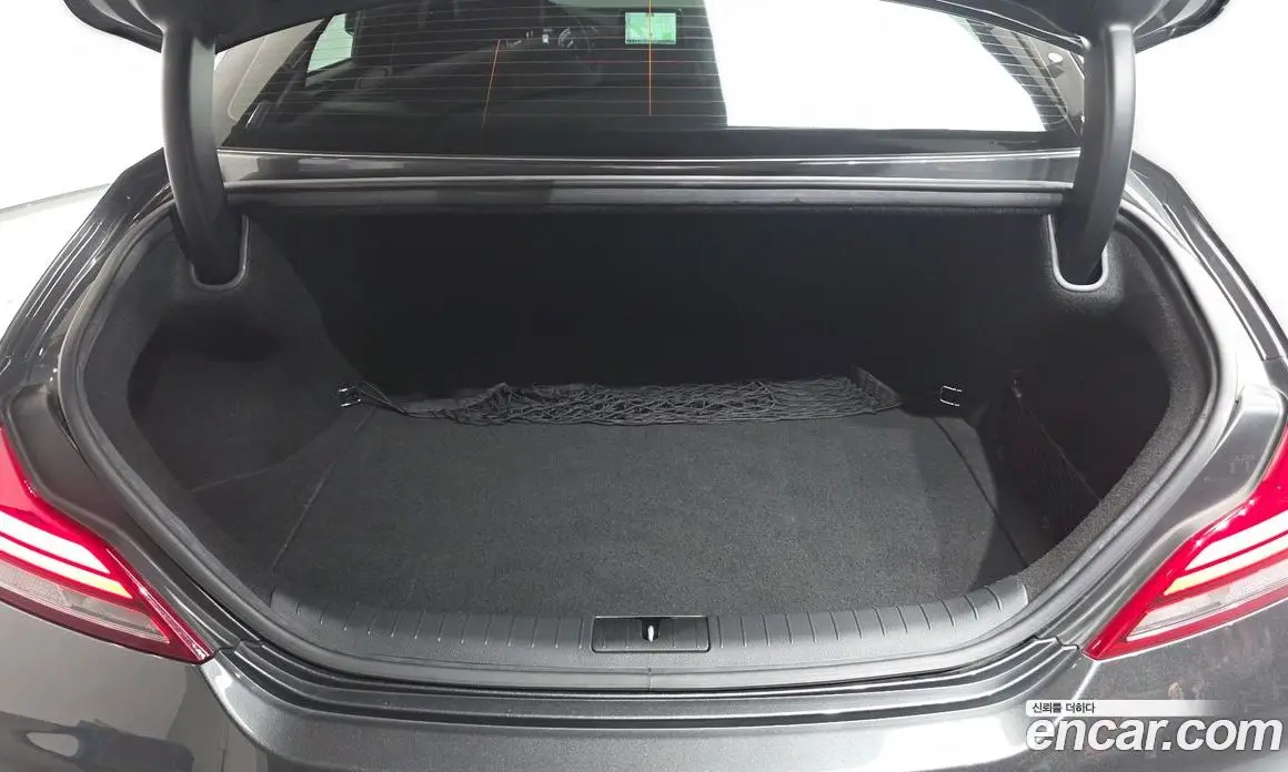 Genesis G70 2019 3.3 автомат (гидро), фото 26 Genesis G70 2019 3.3 автомат (гидро), фото 26
