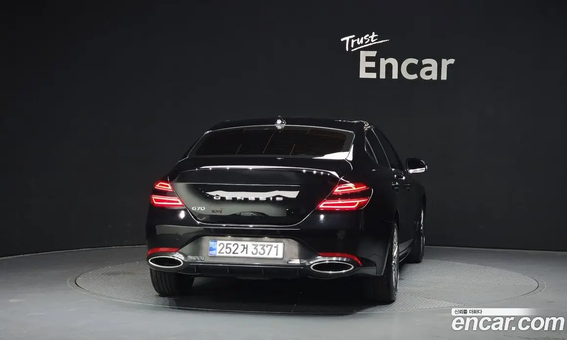 Genesis G70 2021 2.0 автомат (гидро), фото 4 Genesis G70 2021 2.0 автомат (гидро), фото 4