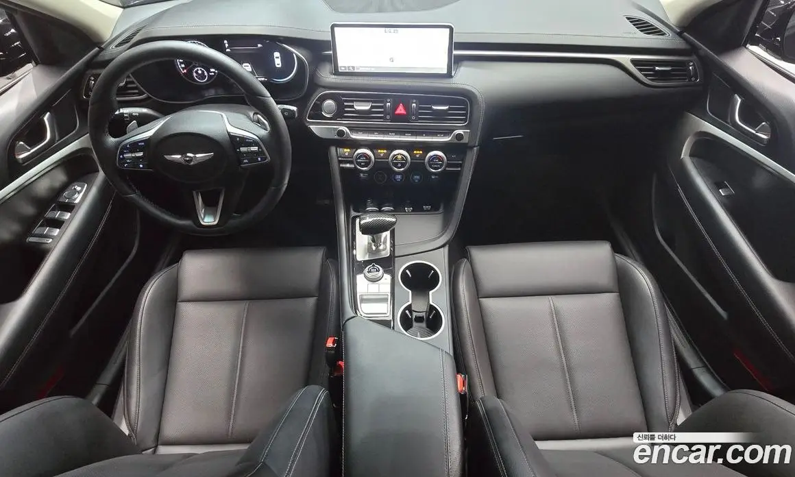 Genesis G70 2021 2.0 автомат (гидро), фото 7 Genesis G70 2021 2.0 автомат (гидро), фото 7