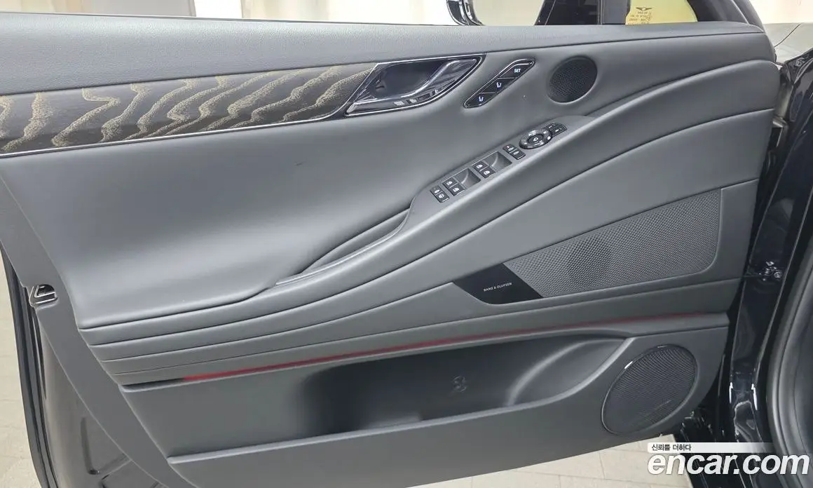Genesis G80 2025 3.5 автомат (гидро), фото 13