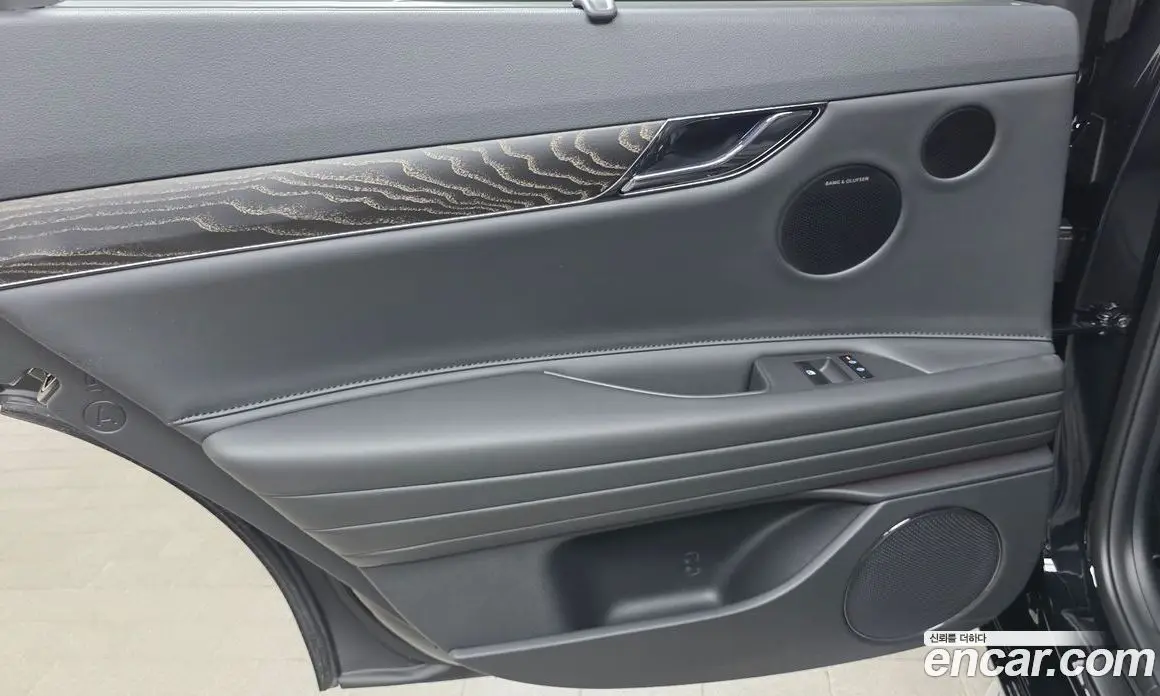 Genesis G80 2025 3.5 автомат (гидро), фото 14