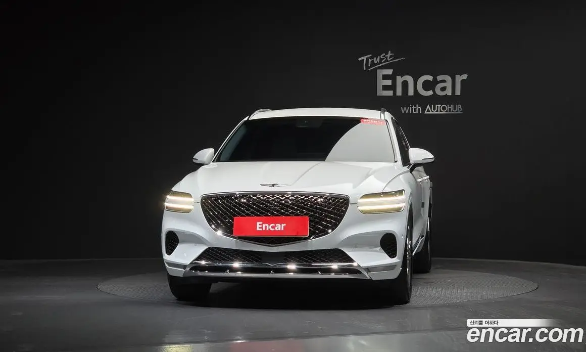 Genesis GV70 2021 2.5 автомат (гидро), фото 2 Genesis GV70 2021 2.5 автомат (гидро), фото 2