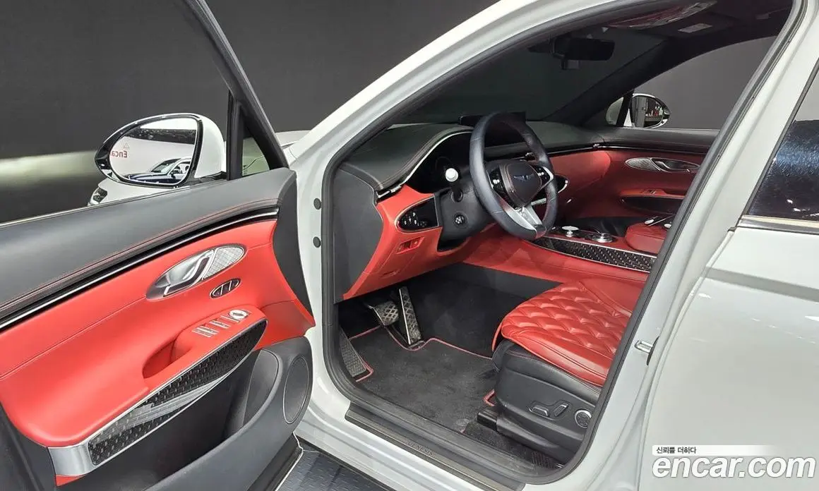 Genesis GV70 2022 2.5 автомат (гидро), фото 13 Genesis GV70 2022 2.5 автомат (гидро), фото 13