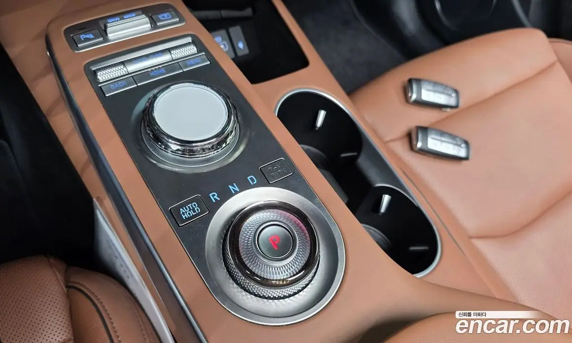 Genesis GV70 2023 2.5 автомат (гидро), фото 12