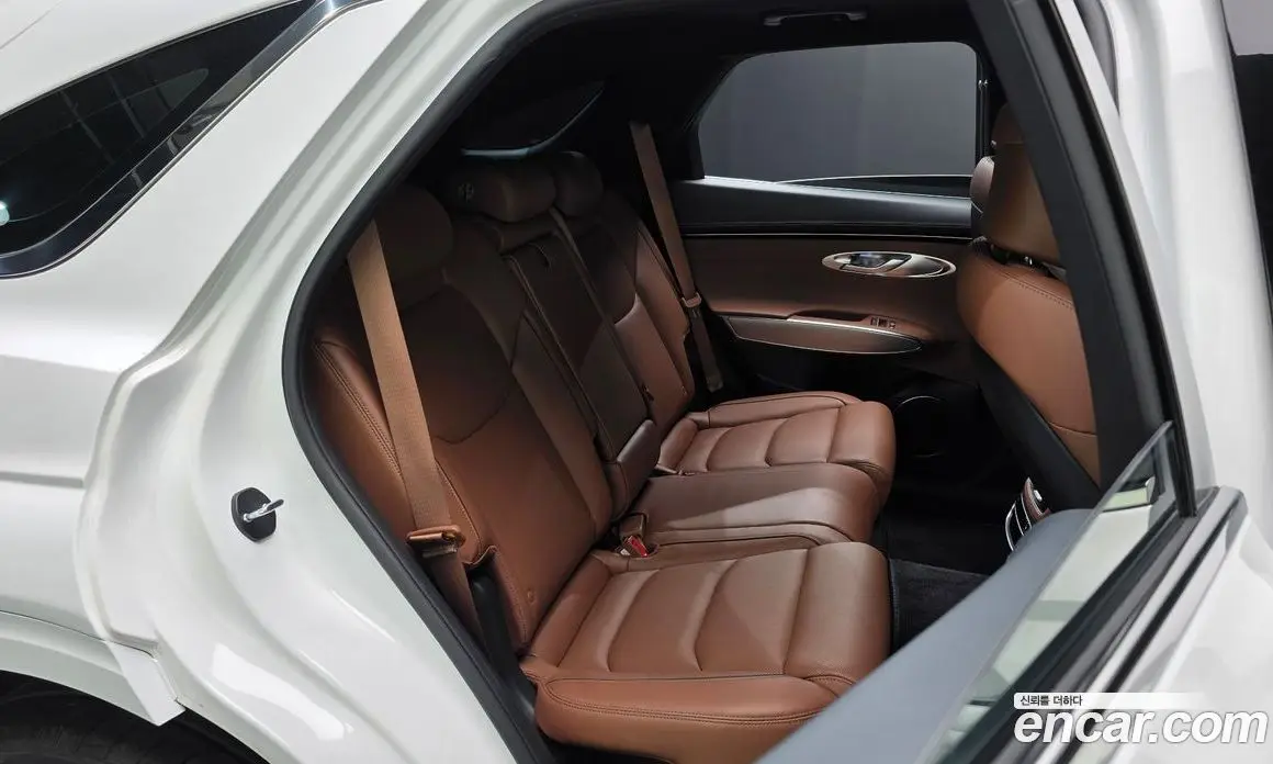 Genesis GV70 2023 2.5 автомат (гидро), фото 17