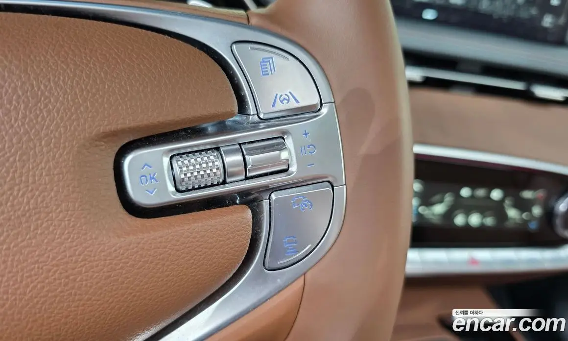 Genesis GV70 2023 2.5 автомат (гидро), фото 25