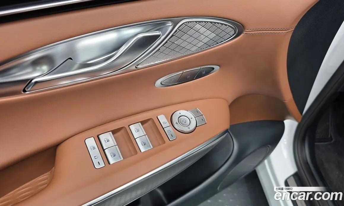 Genesis GV70 2023 2.5 автомат (гидро), фото 26