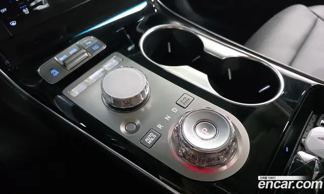 Genesis GV70 2025 2.5 автомат (гидро), миниатюра 12