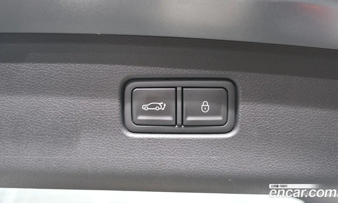 Genesis GV70 2025 2.5 автомат (гидро), фото 27
