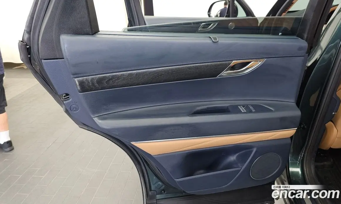 Genesis GV80 2022 2.5 автомат (гидро), фото 15 Genesis GV80 2022 2.5 автомат (гидро), фото 15