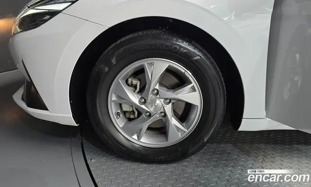 Hyundai Avante 2020 1.6 автомат (гидро), миниатюра 5 Hyundai Avante 2020 1.6 автомат (гидро), миниатюра 5