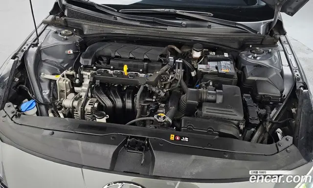 Hyundai Avante 2021 1.6 автомат (гидро), миниатюра 6 Hyundai Avante 2021 1.6 автомат (гидро), миниатюра 6