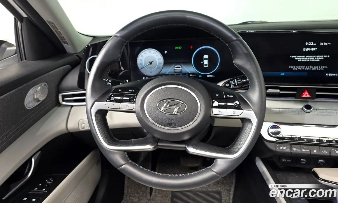 Hyundai Avante 2022 1.6 автомат (гидро), фото 19