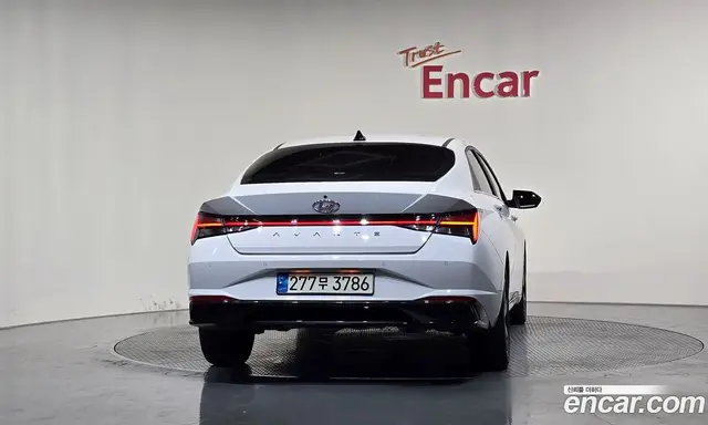 Hyundai Avante 2022 1.6 автомат (гидро), миниатюра 4