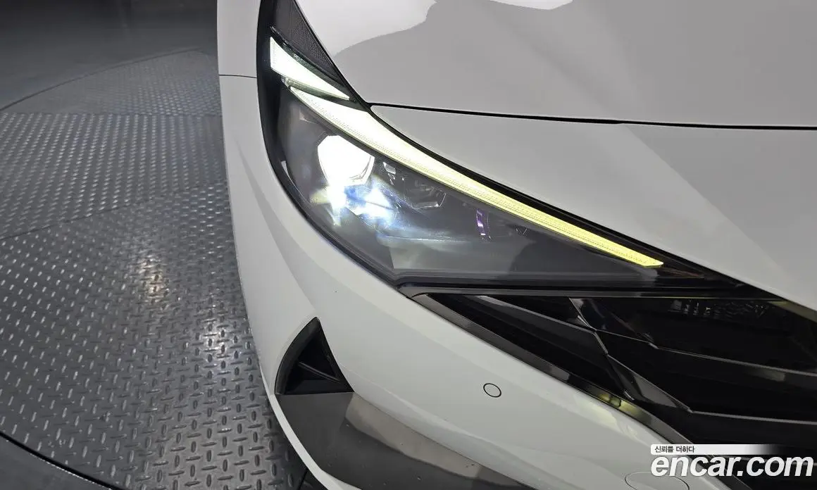 Hyundai Avante 2022 1.6 автомат (гидро), фото 8