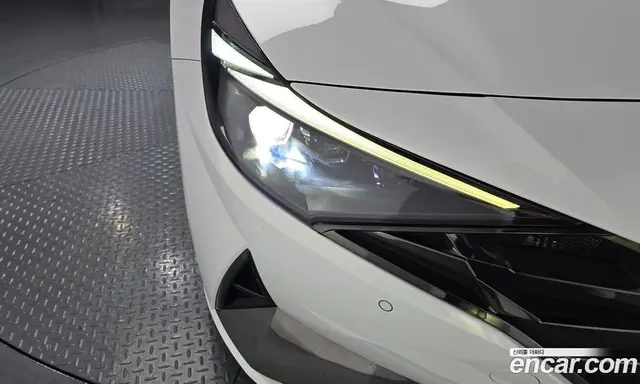 Hyundai Avante 2022 1.6 автомат (гидро), миниатюра 8