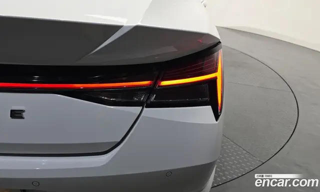 Hyundai Avante 2022 1.6 автомат (гидро), миниатюра 9