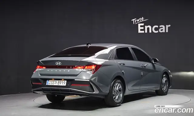 Hyundai Avante 2023 1.6 автомат (гидро), миниатюра 2 Hyundai Avante 2023 1.6 автомат (гидро), миниатюра 2