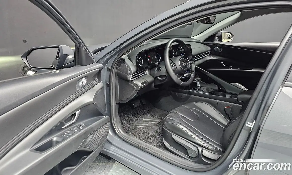 Hyundai Avante 2023 1.6 автомат (гидро), фото 10 Hyundai Avante 2023 1.6 автомат (гидро), фото 10