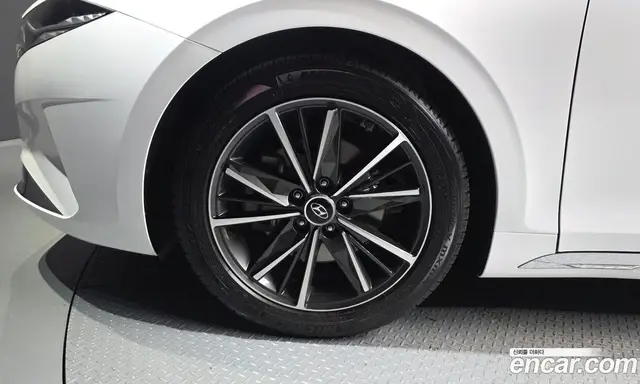 Hyundai Grandeur 2020 2.5 автомат (гидро), миниатюра 5 Hyundai Grandeur 2020 2.5 автомат (гидро), миниатюра 5