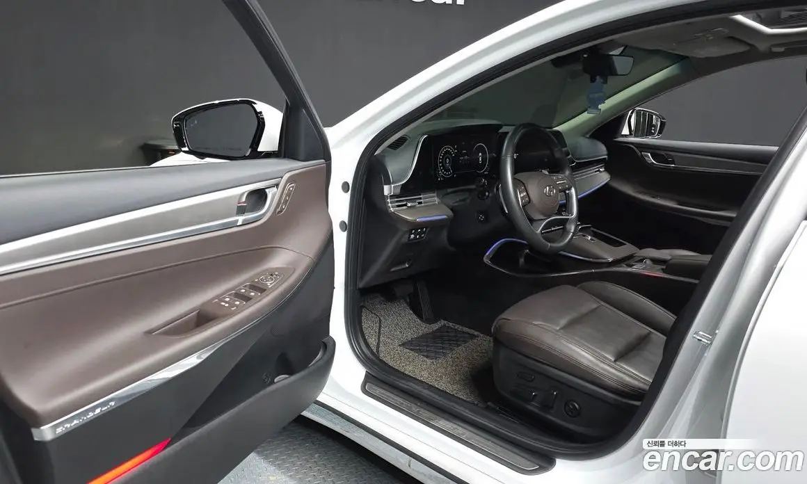 Hyundai Grandeur 2020 2.5 автомат (гидро), фото 10 Hyundai Grandeur 2020 2.5 автомат (гидро), фото 10