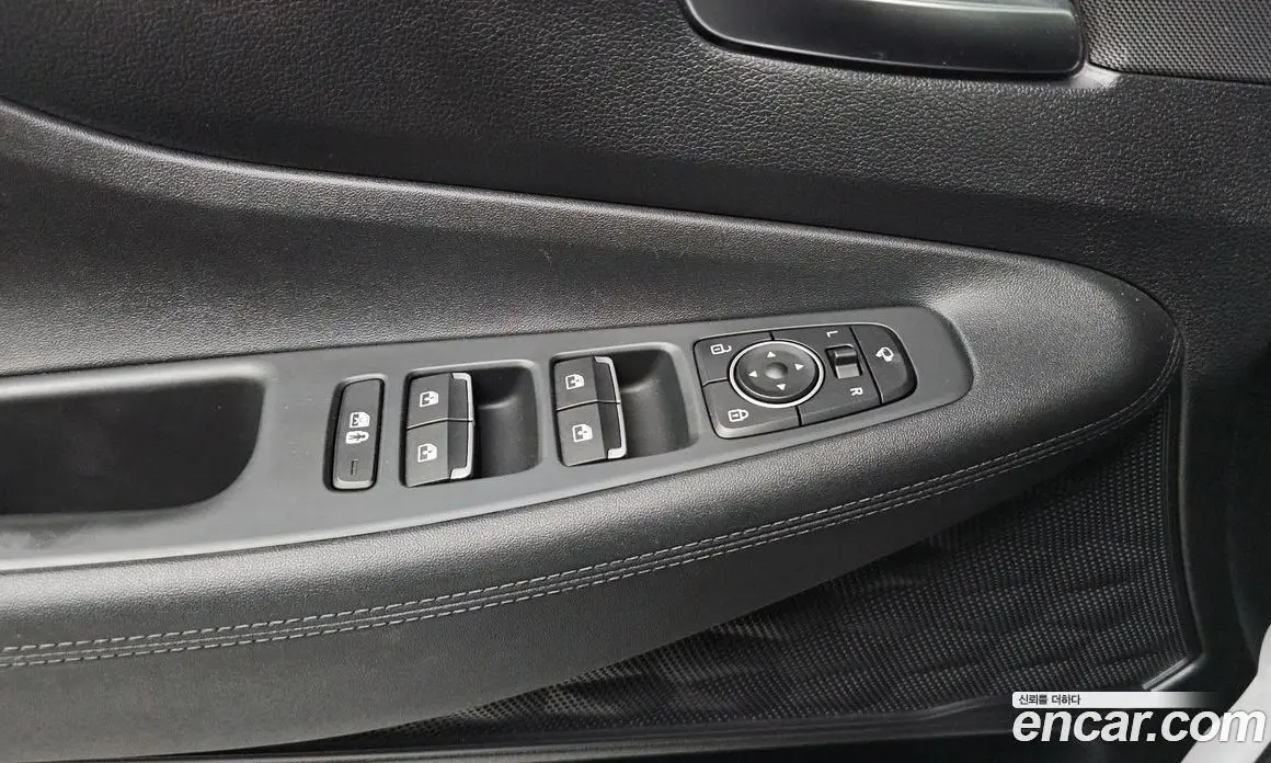 Hyundai Santa Fe 2023 1.6 автомат (гидро), фото 26 Hyundai Santa Fe 2023 1.6 автомат (гидро), фото 26