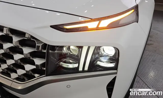 Hyundai Santa Fe 2023 1.6 автомат (гидро), миниатюра 7 Hyundai Santa Fe 2023 1.6 автомат (гидро), миниатюра 7