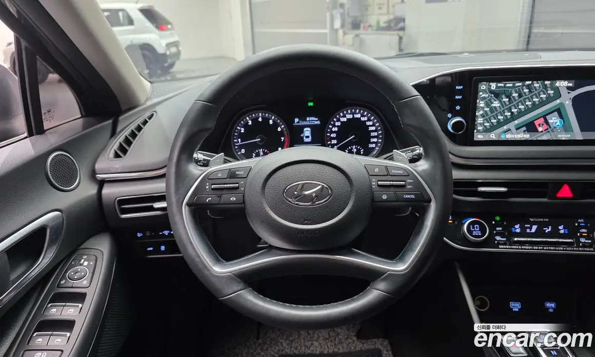 Hyundai Sonata 2020 2.0 автомат (гидро), фото 18 Hyundai Sonata 2020 2.0 автомат (гидро), фото 18