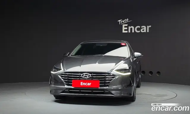 Hyundai Sonata 2020 2.0 автомат (гидро), миниатюра 3 Hyundai Sonata 2020 2.0 автомат (гидро), миниатюра 3