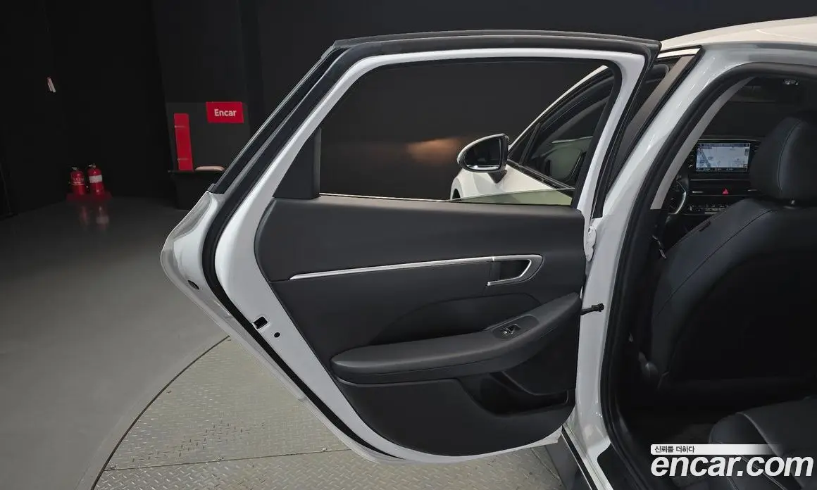 Hyundai Sonata 2021 2.0 автомат (гидро), фото 14 Hyundai Sonata 2021 2.0 автомат (гидро), фото 14