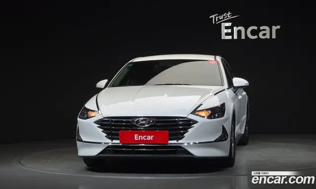 Hyundai Sonata 2021 2.0 автомат (гидро), миниатюра 3 Hyundai Sonata 2021 2.0 автомат (гидро), миниатюра 3