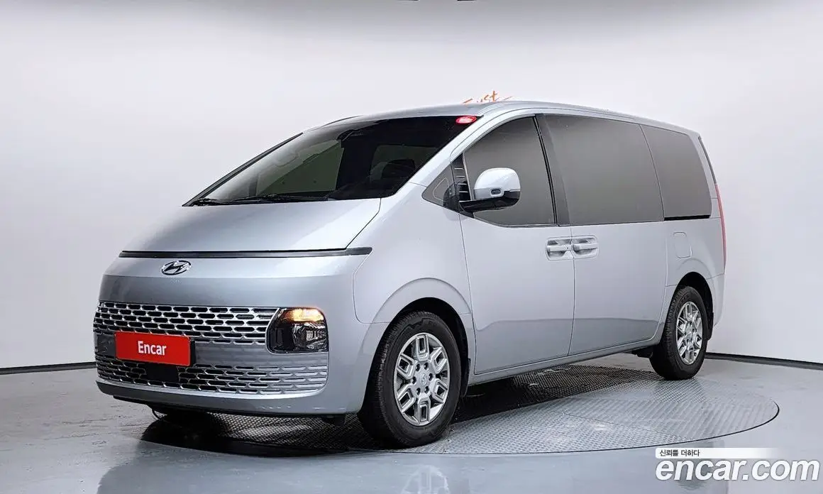 Hyundai Staria 2021 3.5 автомат (гидро), фото 1 Hyundai Staria 2021 3.5 автомат (гидро), фото 1