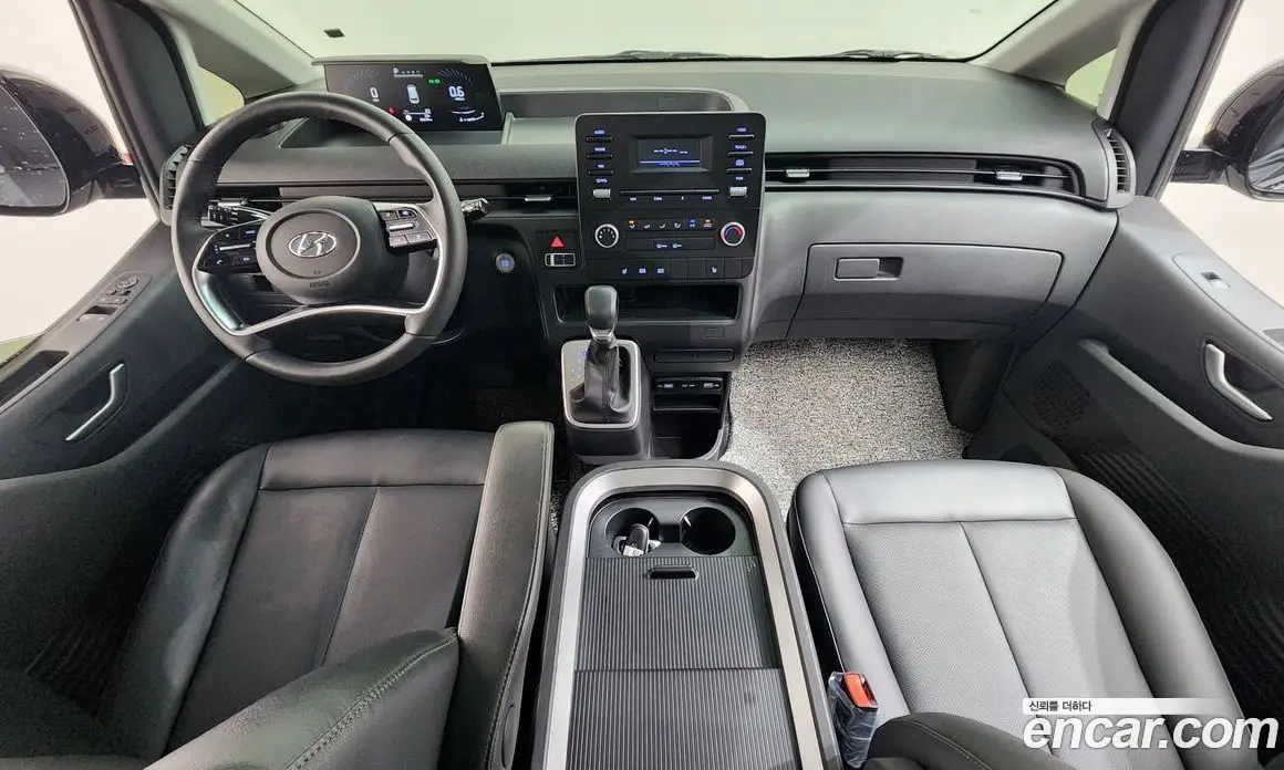 Hyundai Staria 2021 3.5 автомат (гидро), фото 7 Hyundai Staria 2021 3.5 автомат (гидро), фото 7