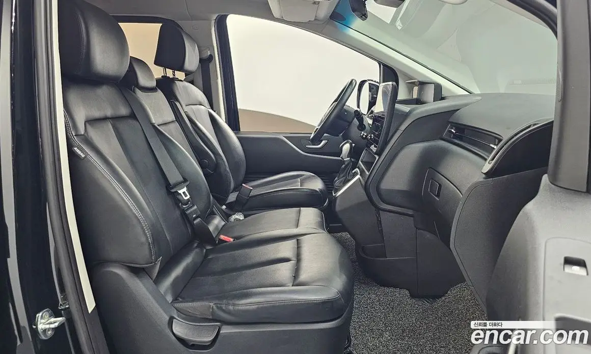 Hyundai Staria 2022 2.2 автомат (гидро), фото 11 Hyundai Staria 2022 2.2 автомат (гидро), фото 11