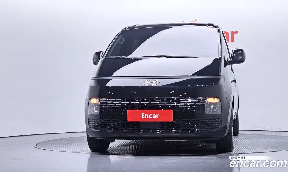 Hyundai Staria 2022 2.2 автомат (гидро), фото 3 Hyundai Staria 2022 2.2 автомат (гидро), фото 3