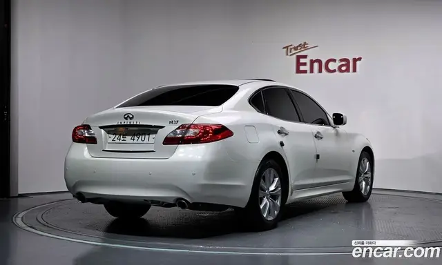Infiniti M 2011 3.7 автомат (гидро), миниатюра 2 Infiniti M 2011 3.7 автомат (гидро), миниатюра 2
