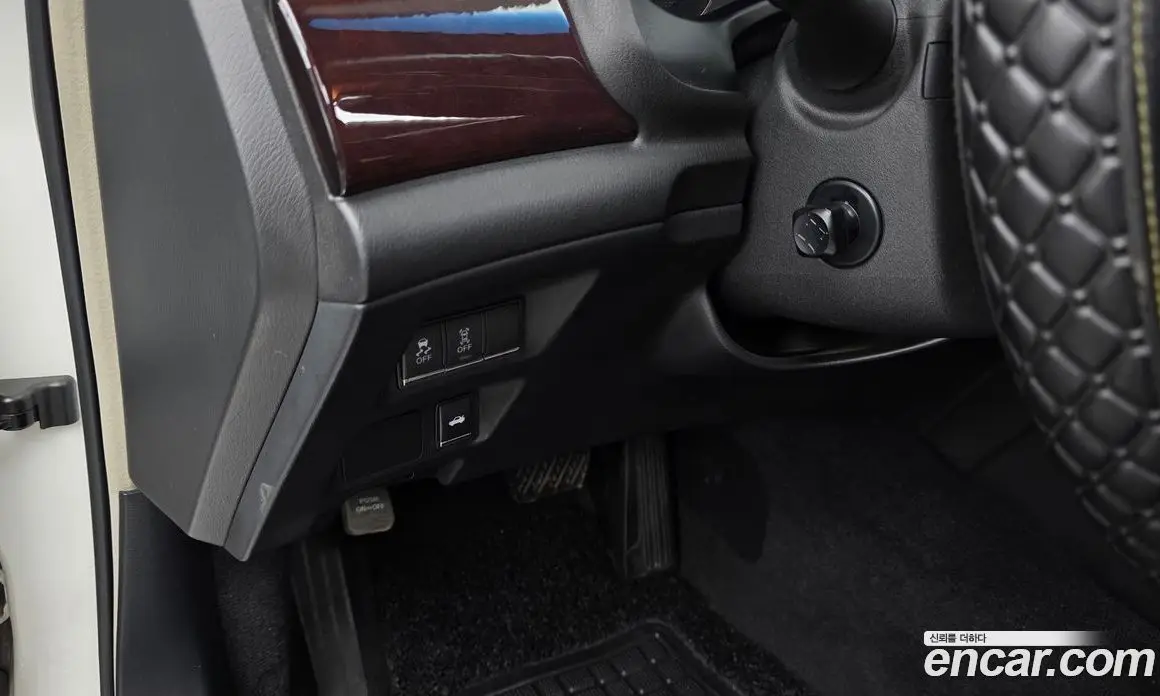 Infiniti M 2011 3.7 автомат (гидро), фото 17 Infiniti M 2011 3.7 автомат (гидро), фото 17