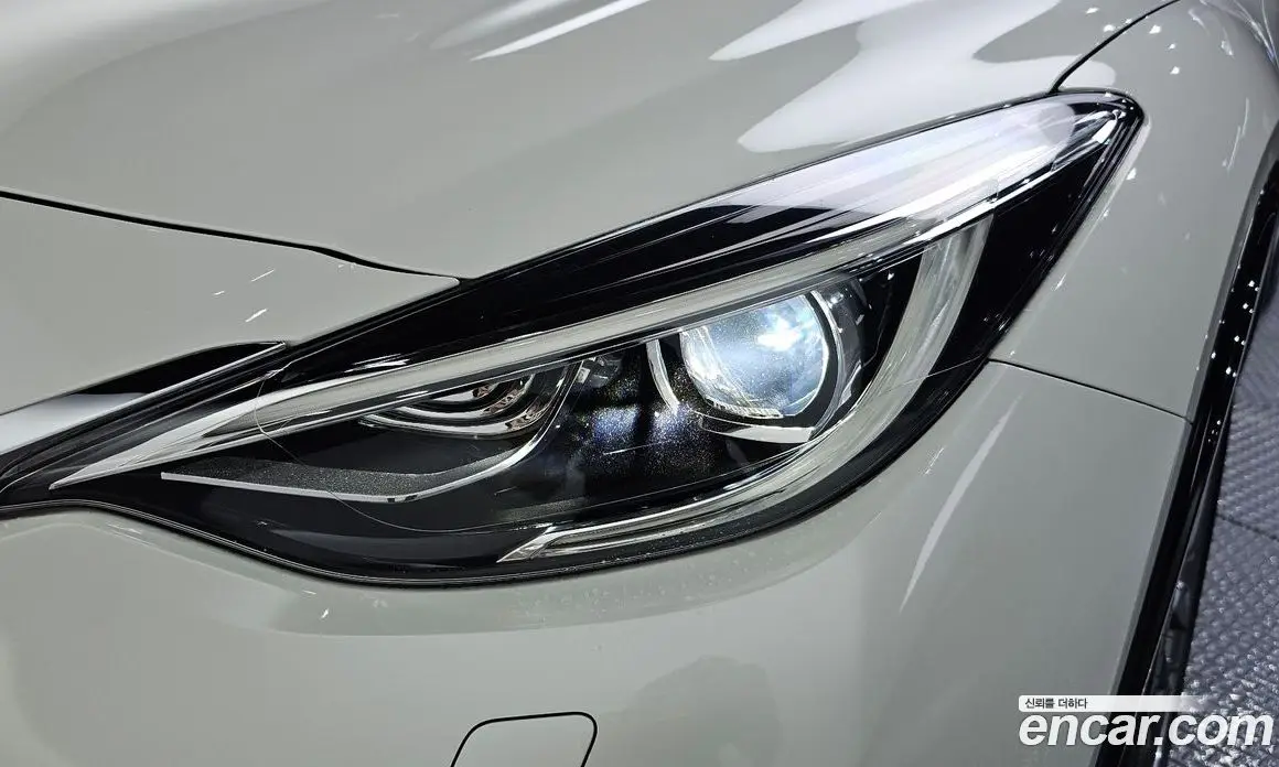 Infiniti Q30 2017 2.0 автомат (гидро), фото 8 Infiniti Q30 2017 2.0 автомат (гидро), фото 8