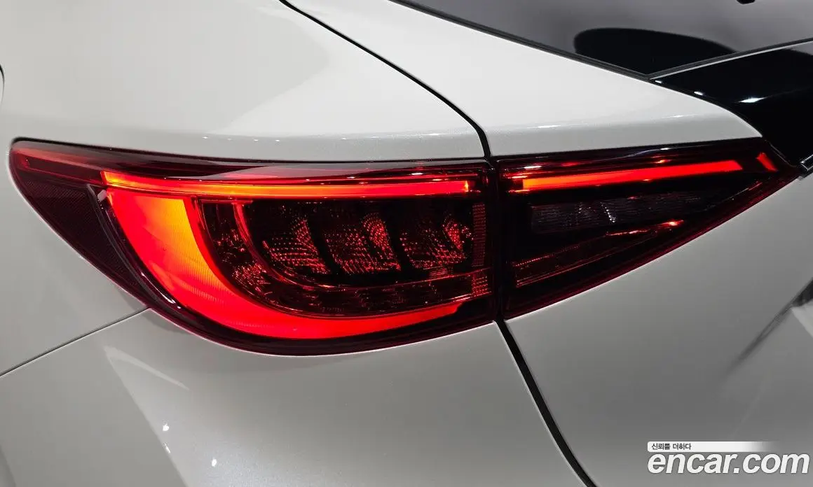Infiniti Q30 2017 2.0 автомат (гидро), фото 9 Infiniti Q30 2017 2.0 автомат (гидро), фото 9
