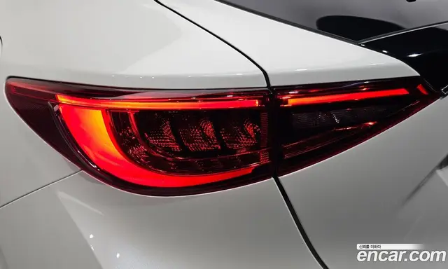 Infiniti Q30 2017 2.0 автомат (гидро), миниатюра 9 Infiniti Q30 2017 2.0 автомат (гидро), миниатюра 9