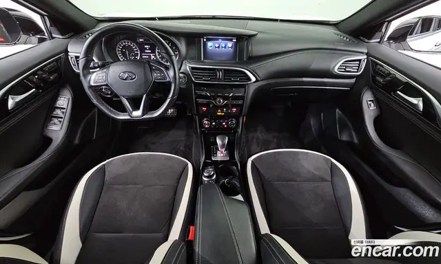 Infiniti Q30 2017 2.0 автомат (гидро), миниатюра 10 Infiniti Q30 2017 2.0 автомат (гидро), миниатюра 10